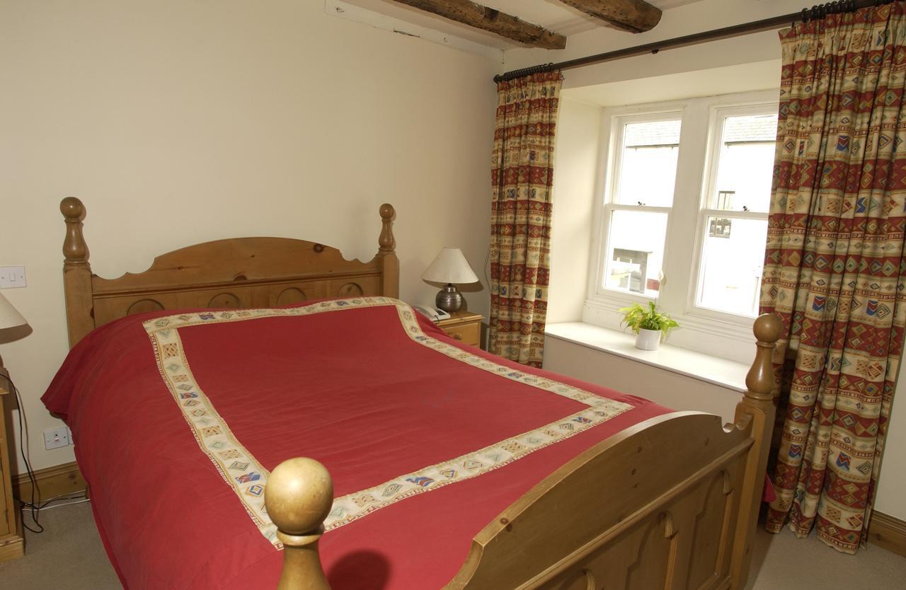 Centre Of Britain Hotel 홀트휘슬 외부 사진